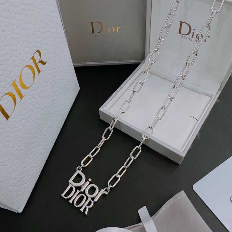 chr1st1an D10r necklaces